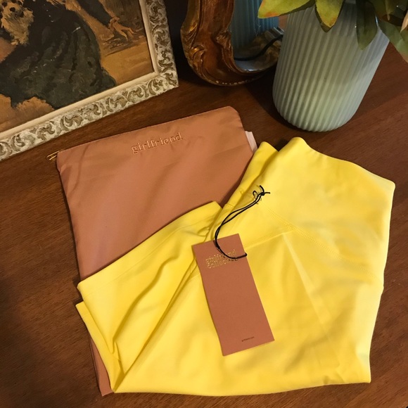 girlfriend collective Pants - Girlfriend Collective Lemon High-Rise Bike Short